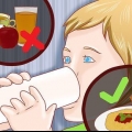 Få en baby med feber til å føle seg bedre