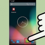 Hvordan få emoji på en android