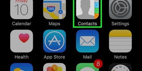 Legg til kontakter på en iphone
