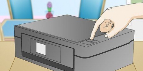 Skann et dokument trådløst til din pc med en hp deskjet 5525