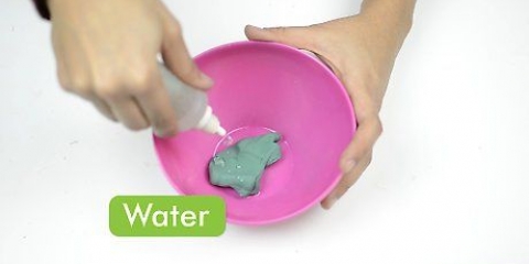 Gjør play doh myk igjen